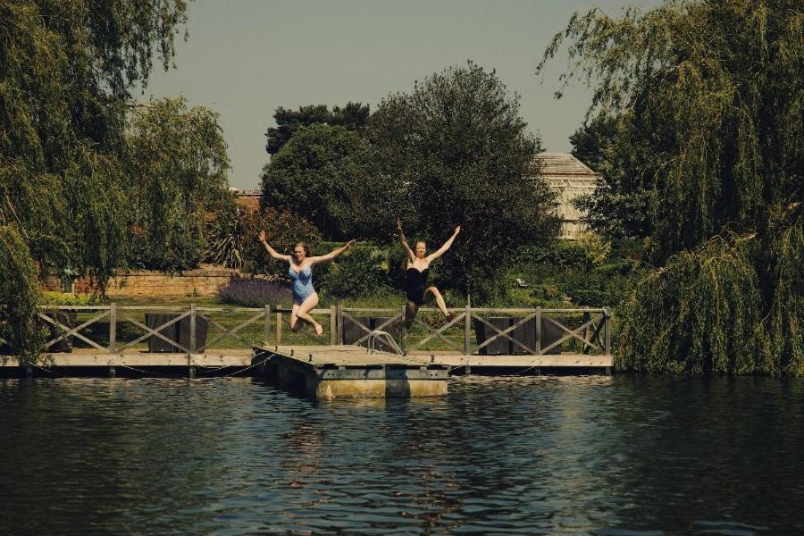 Fritton Lake Retreats Εξωτερικό φωτογραφία